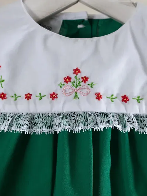 Blooms in Christmas Alice Green Set