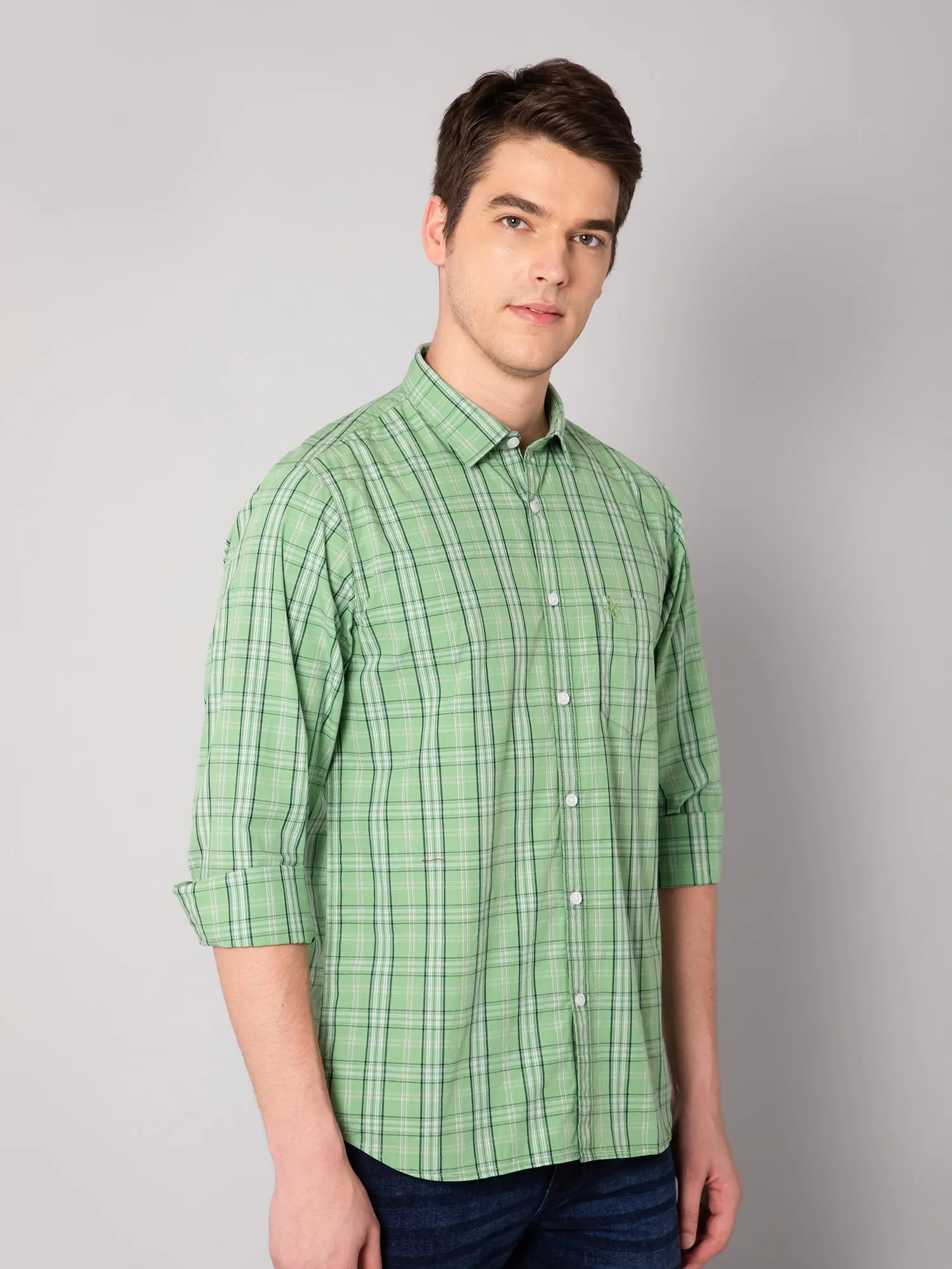 Cantabil Cotton Checkered Green Full Sleeve Casual Shirt for Men with Pocket