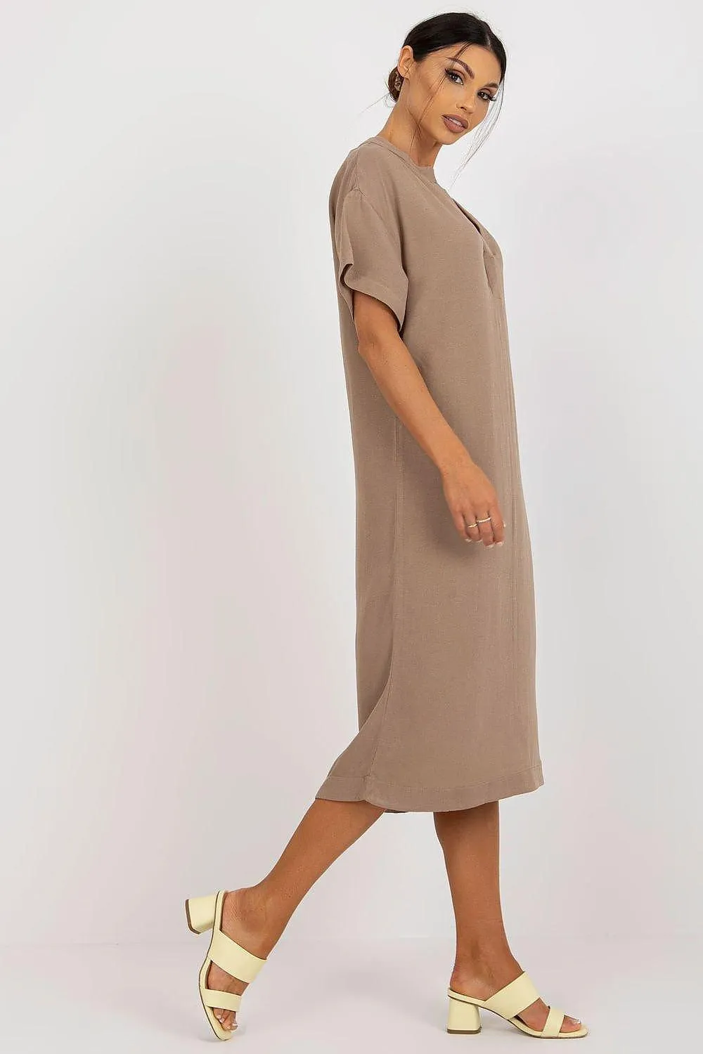 Chic Heart Neckline Shirt Dress with Side Slit - Effortless Daytime Style