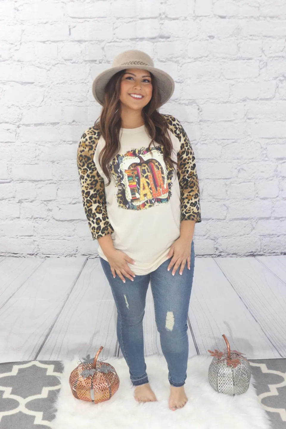 Fall leopard sleeve T-shirt