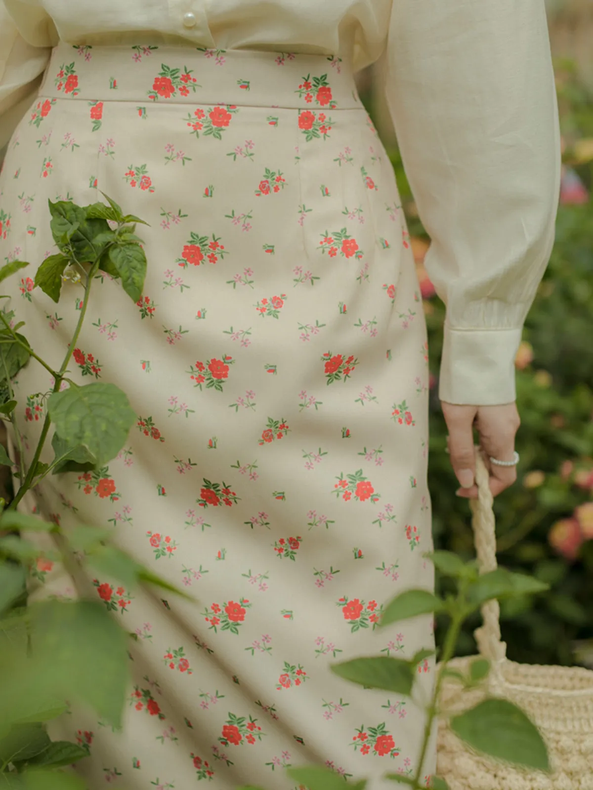 Flower Print Chiffon Pencil Midi Skirt - Beige