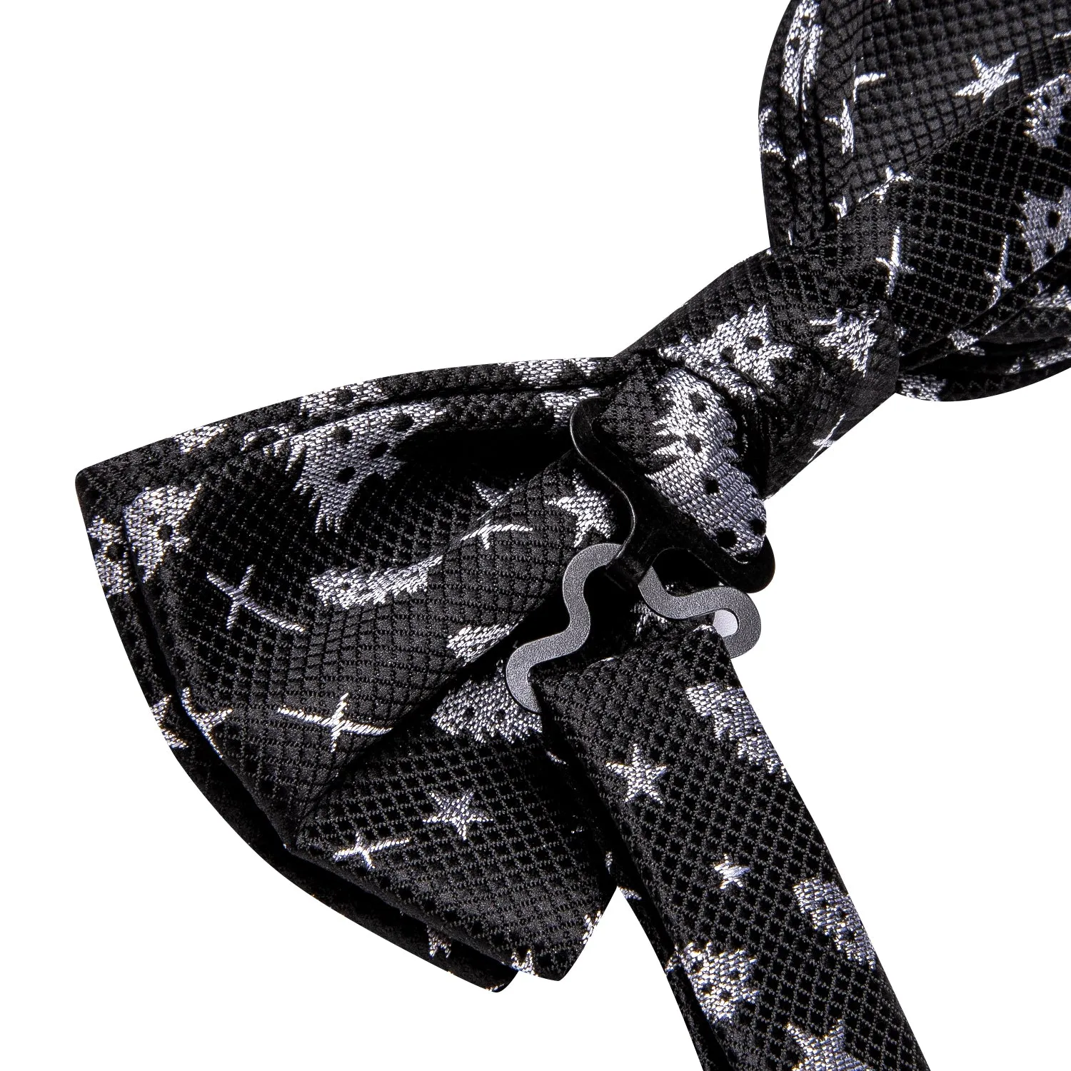 Hi-Tie Black White Christmas Tree Novelty Bow Tie Hanky Cufflinks Set