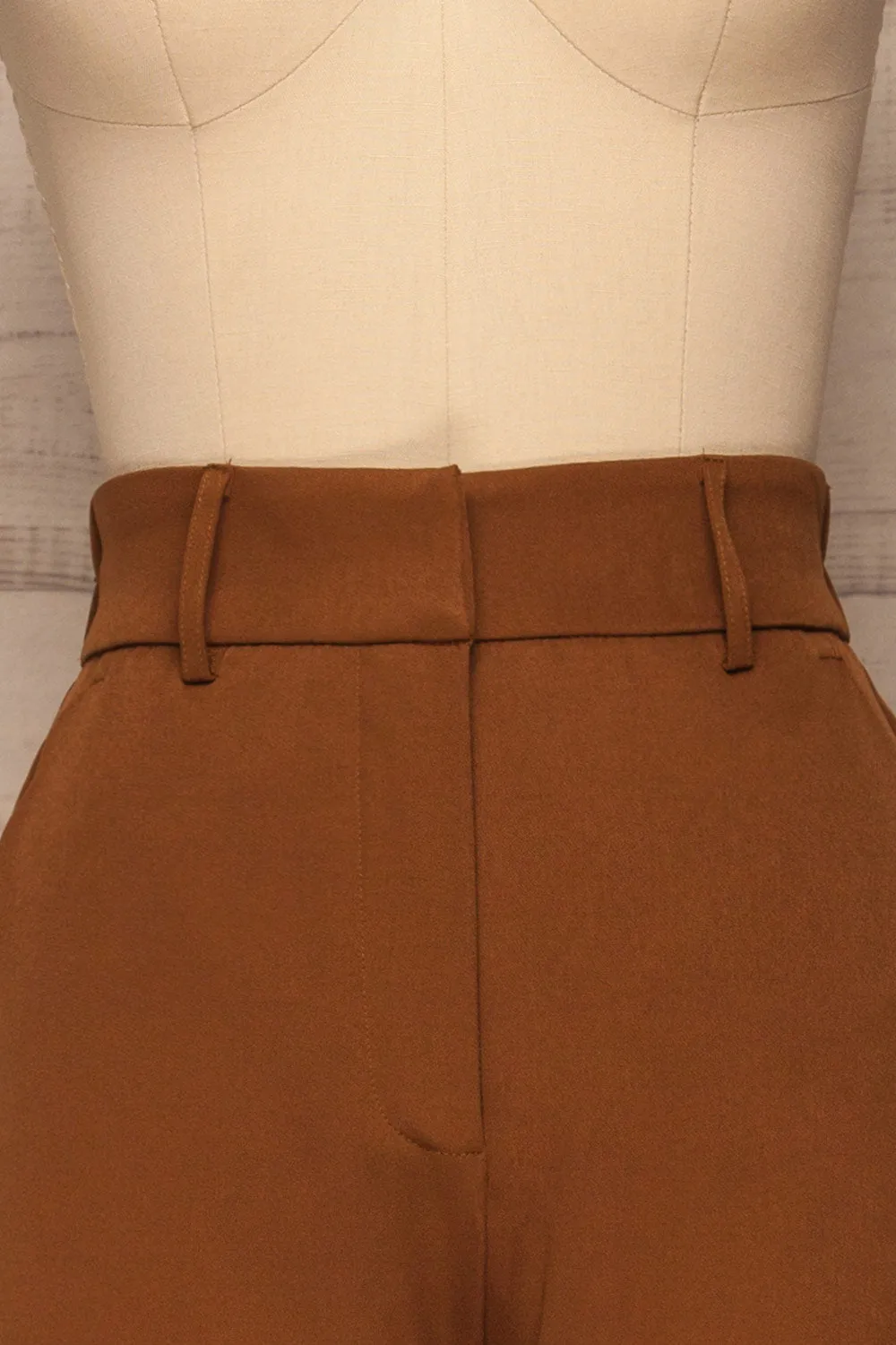 Issie Nutmeg | Brown Straight Leg Pants