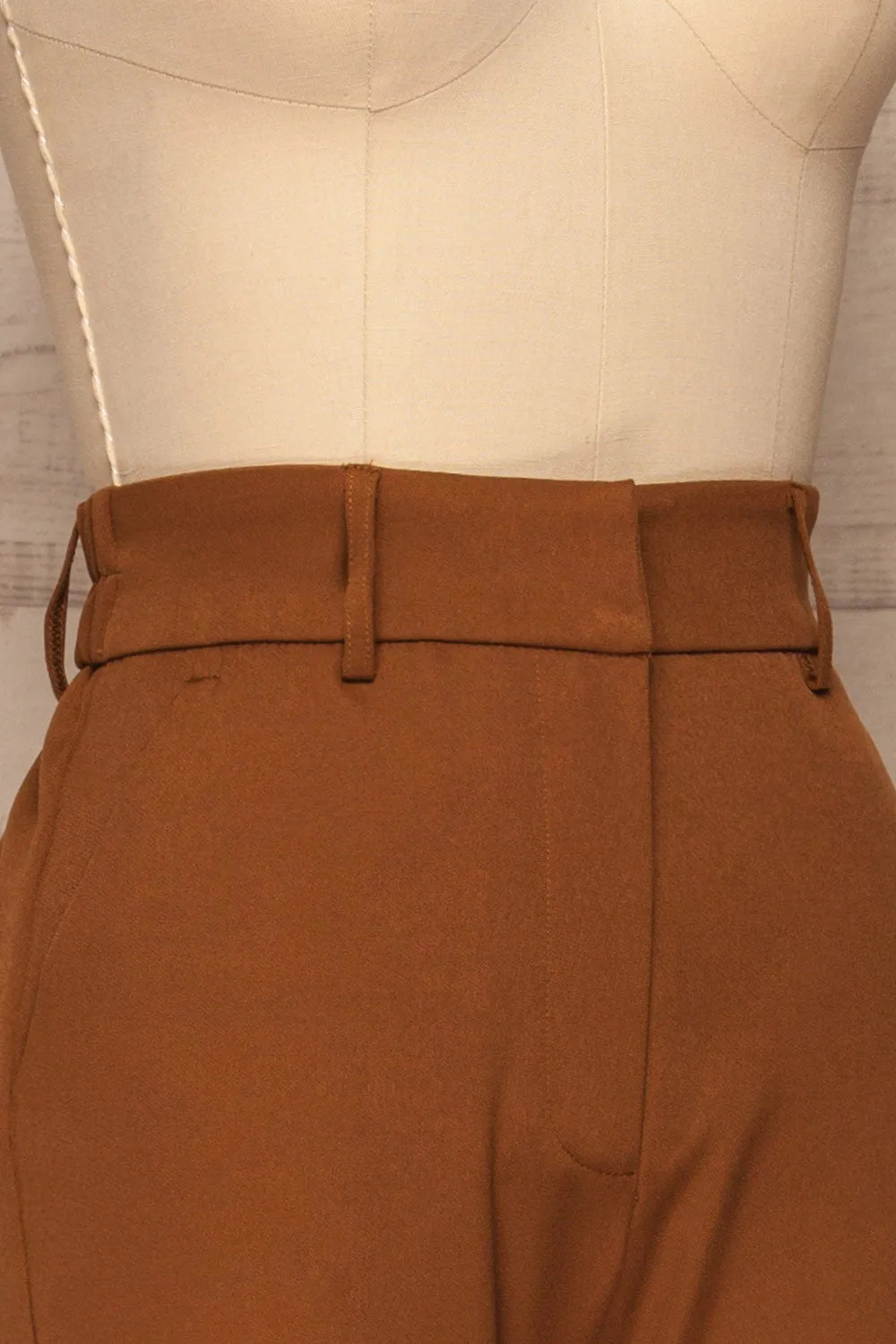 Issie Nutmeg | Brown Straight Leg Pants