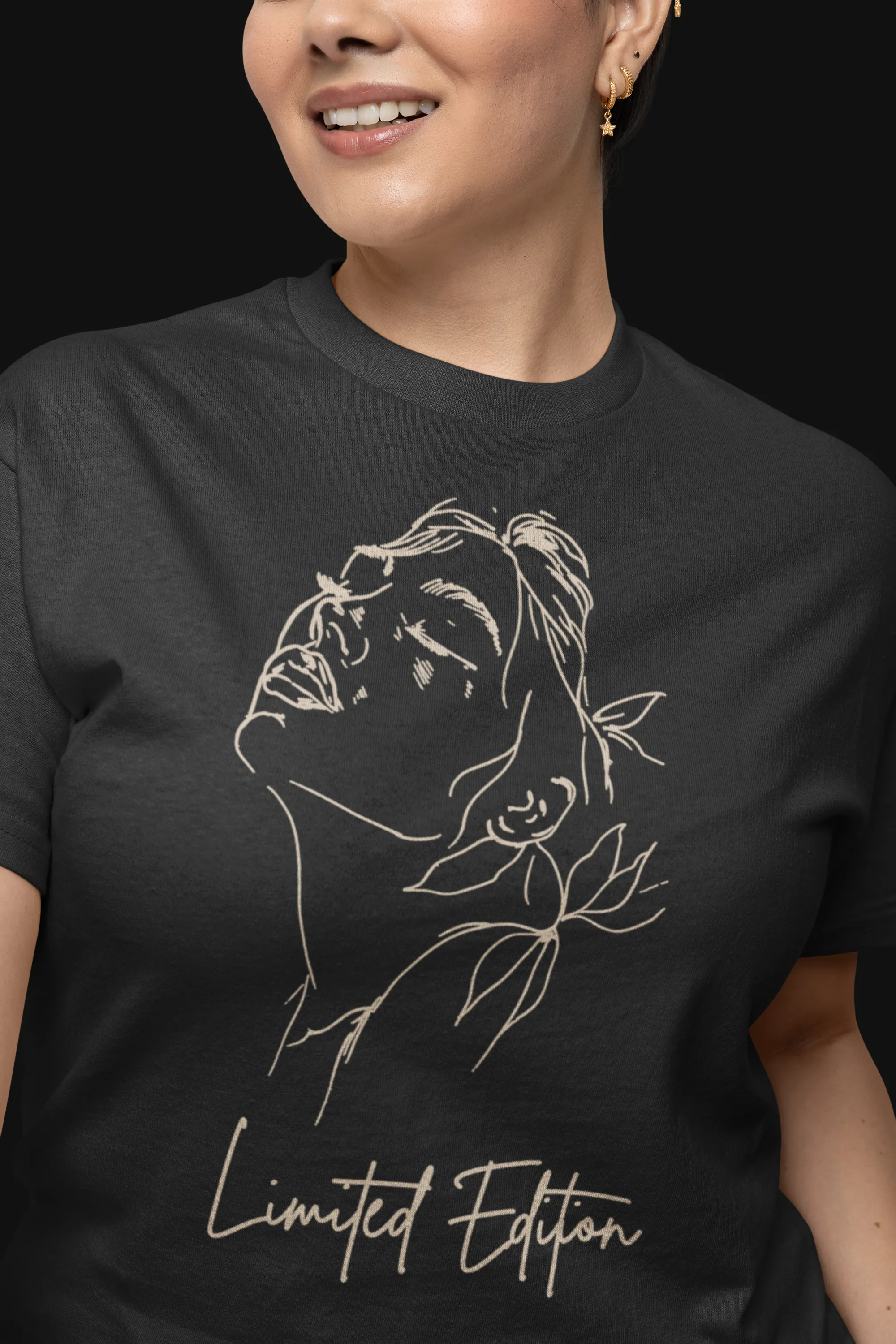 Limited Edition Cotton tshirt for women with Minimalistic Woman Design