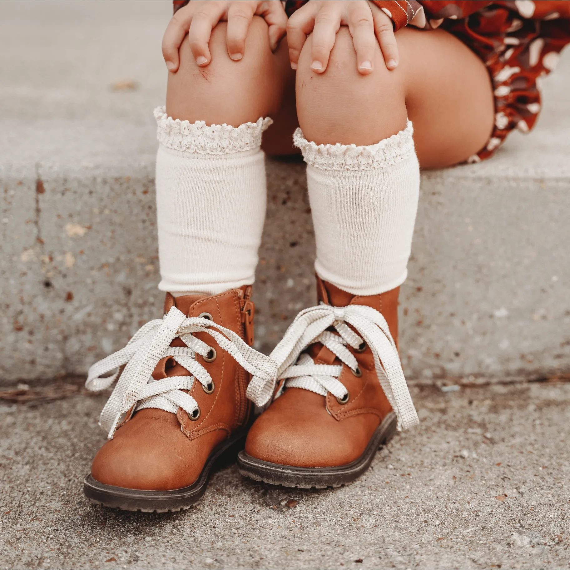 Little Stocking Co  | Knee High Lace Top Knit Socks Single Pair ~ Vanilla