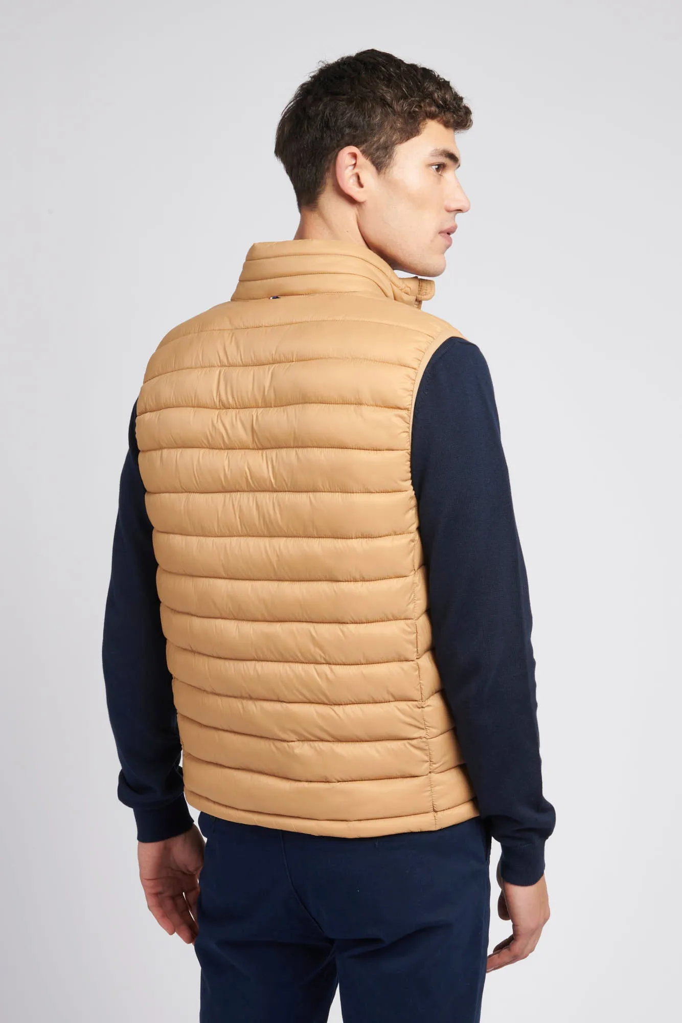 Mens Bellow Gilet in Iced Coffee