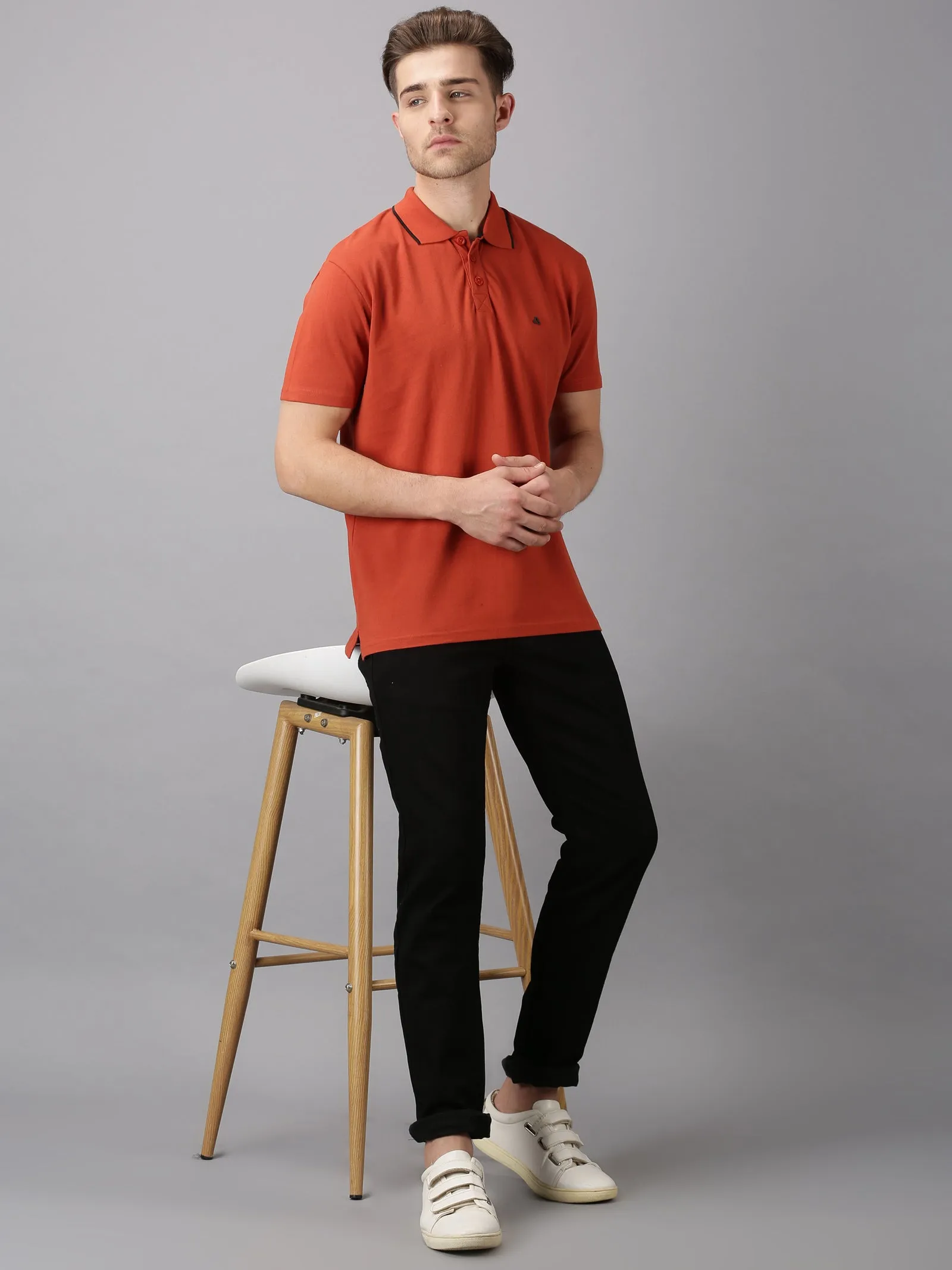 MEN'S RUST SLIM FIT T.SHIRT