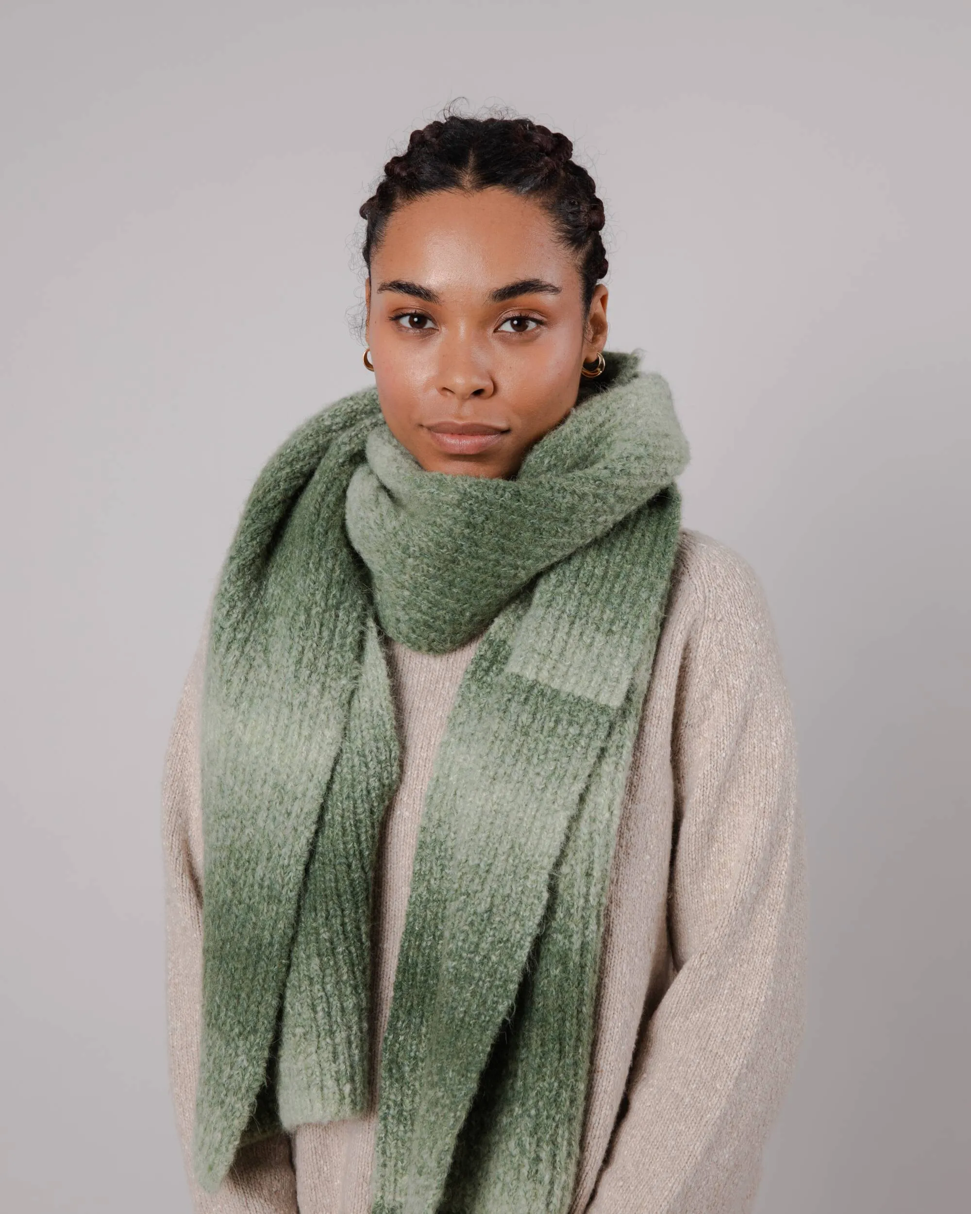 Retro Alpaca Scarf Moss