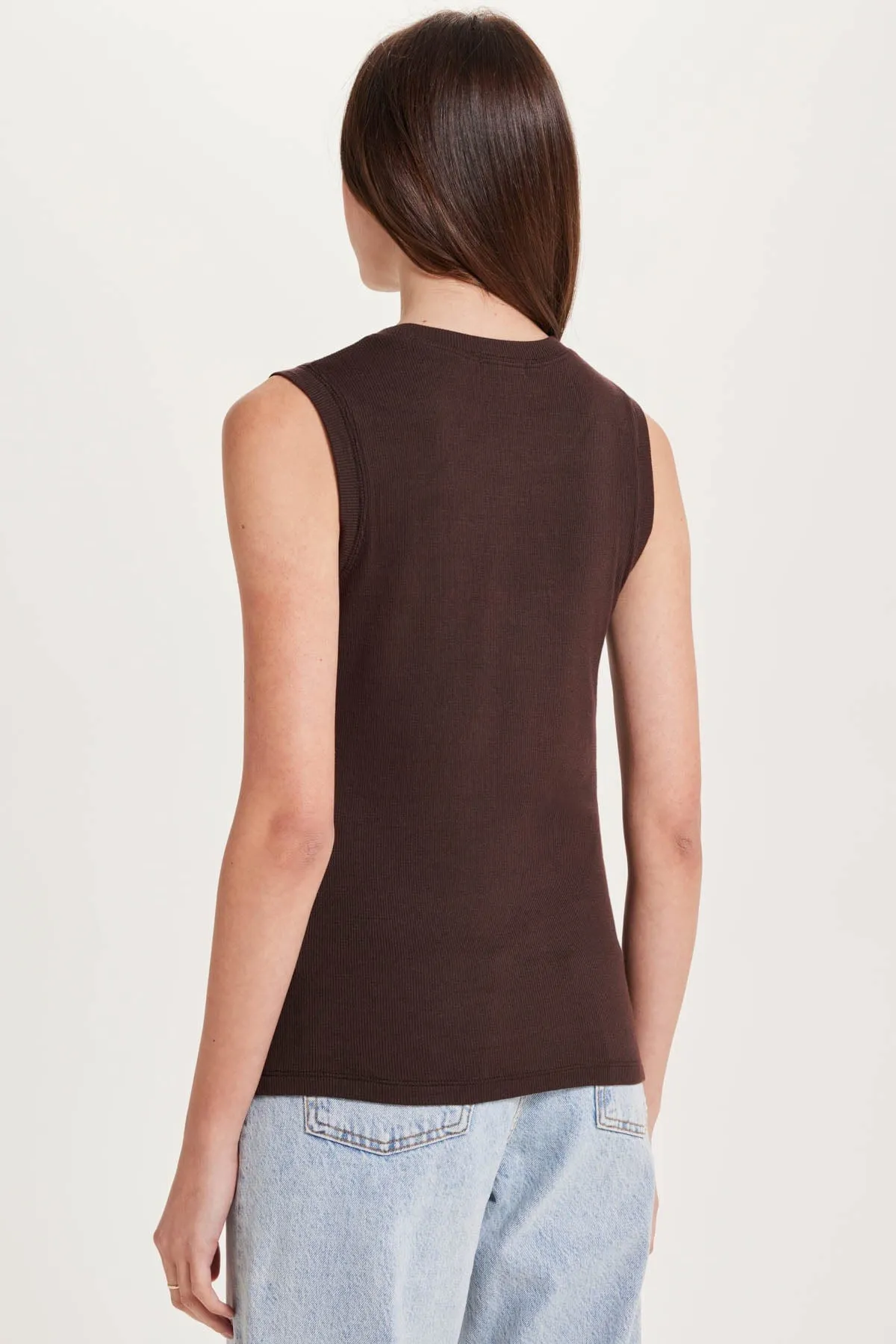 Ribbed Sleeveless Tee