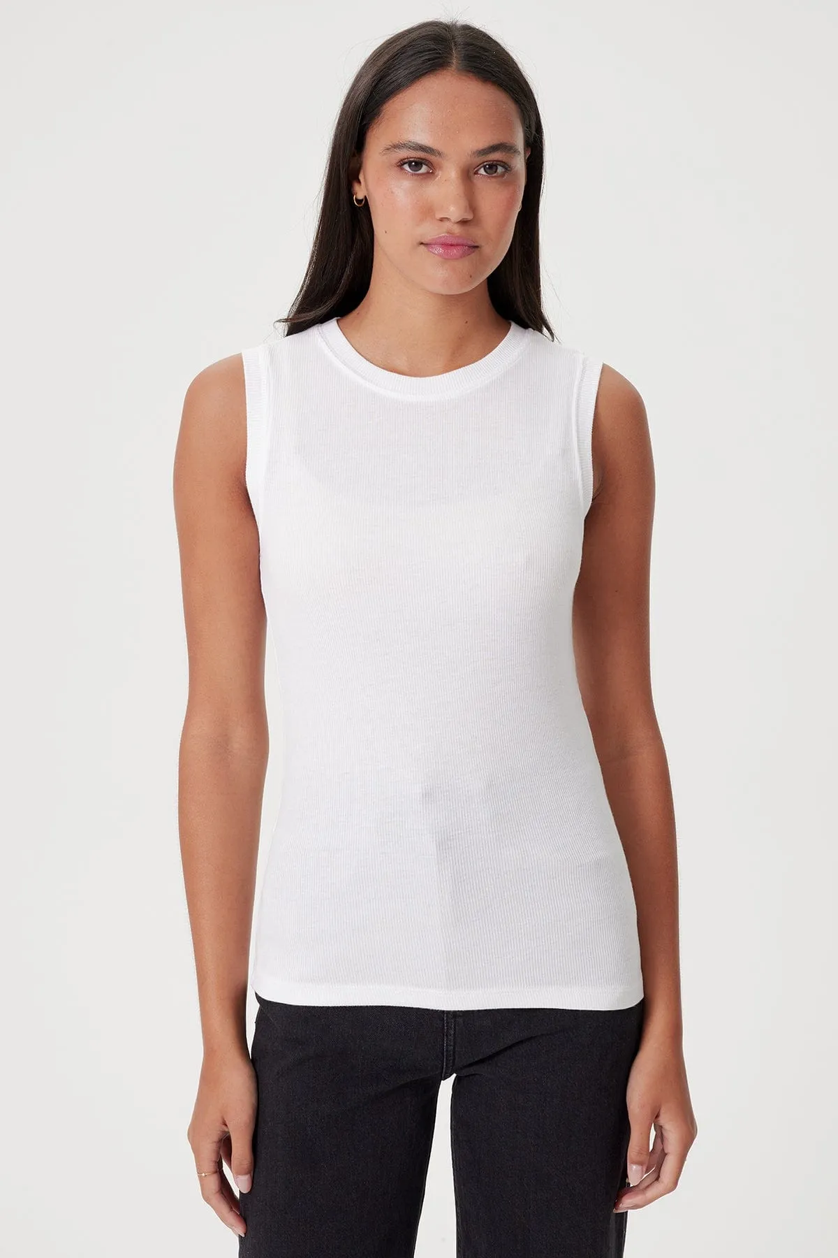 Ribbed Sleeveless Tee