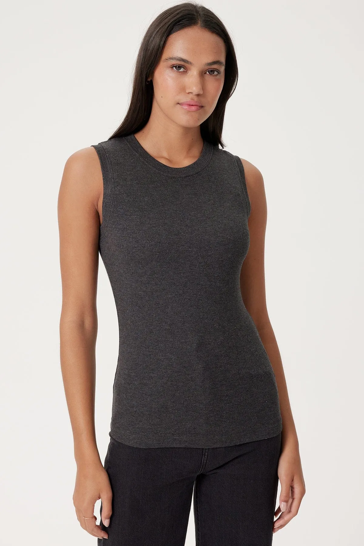 Ribbed Sleeveless Tee