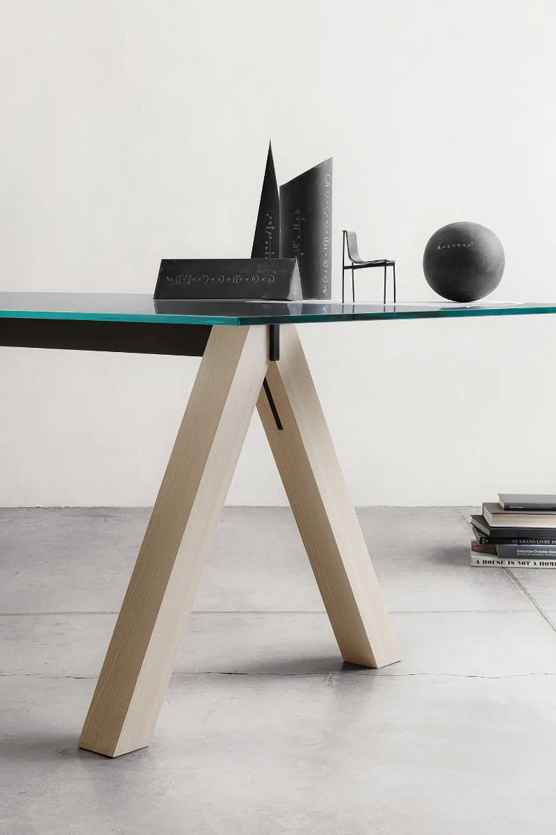 Sesto Table