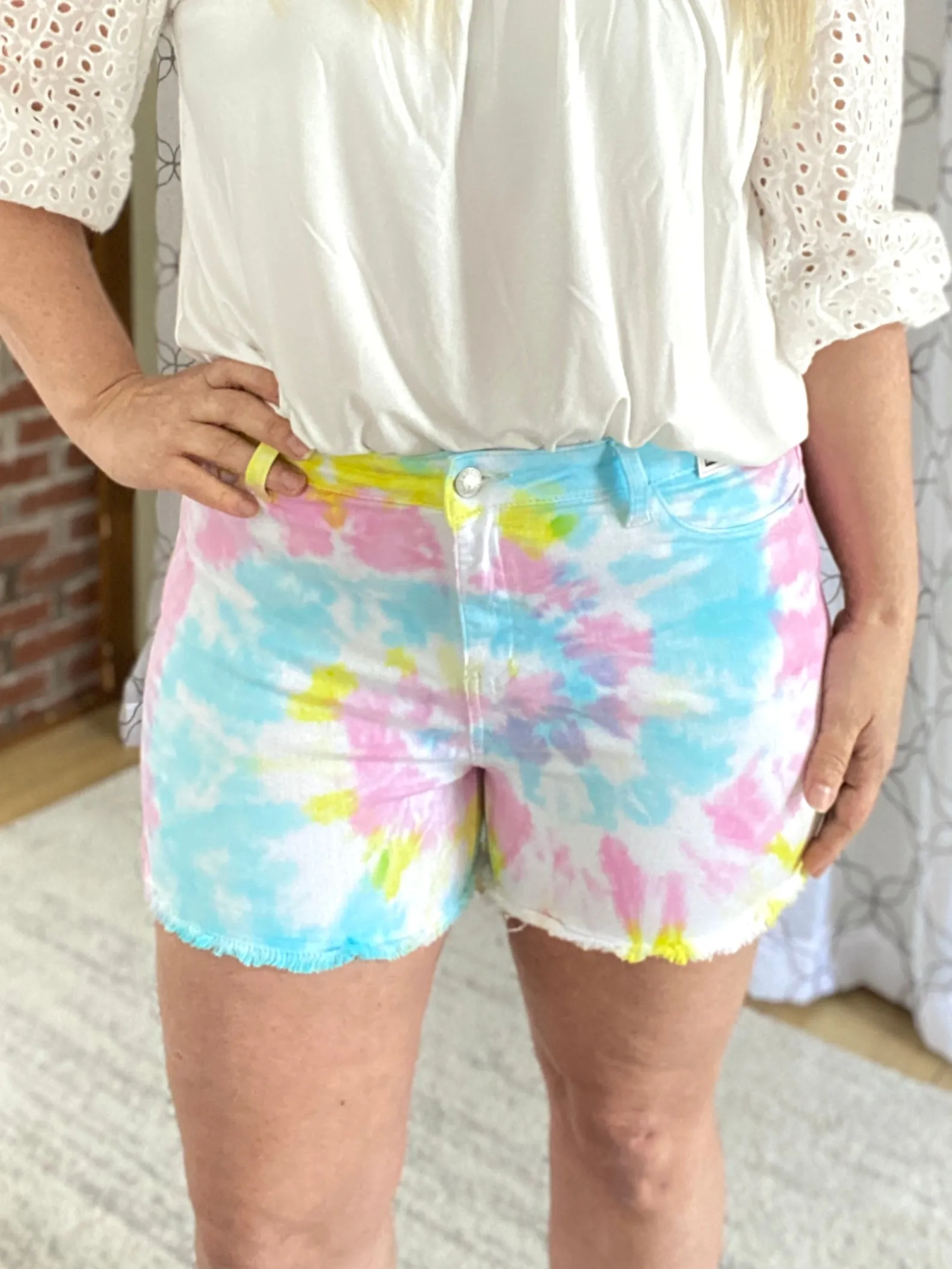 The Hippie Dippie Judy Blue Shorts [Online Exclusive]