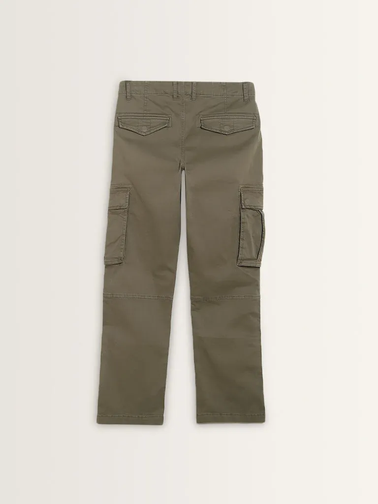 WES Casuals Olive Cargo-Style Relaxed-Fit Mid-Rise Cotton Blend Chinos